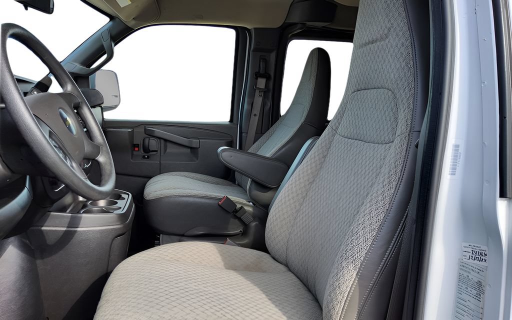 Used 2023 Chevrolet Express 3500 LS RWD image 19