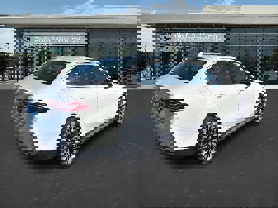 Certified 2024 BMW 530i xDrive w/ Premium Package image 8