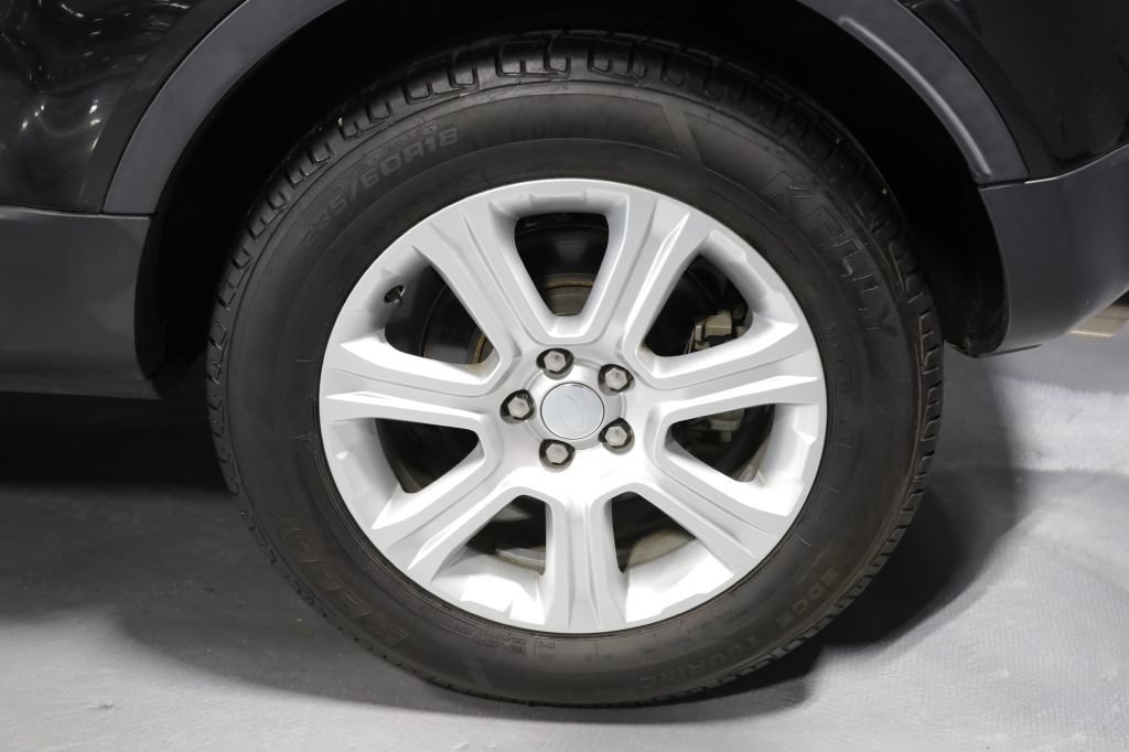 Used 2018 Land Rover Range Rover Evoque SE AWD/4WD image 42