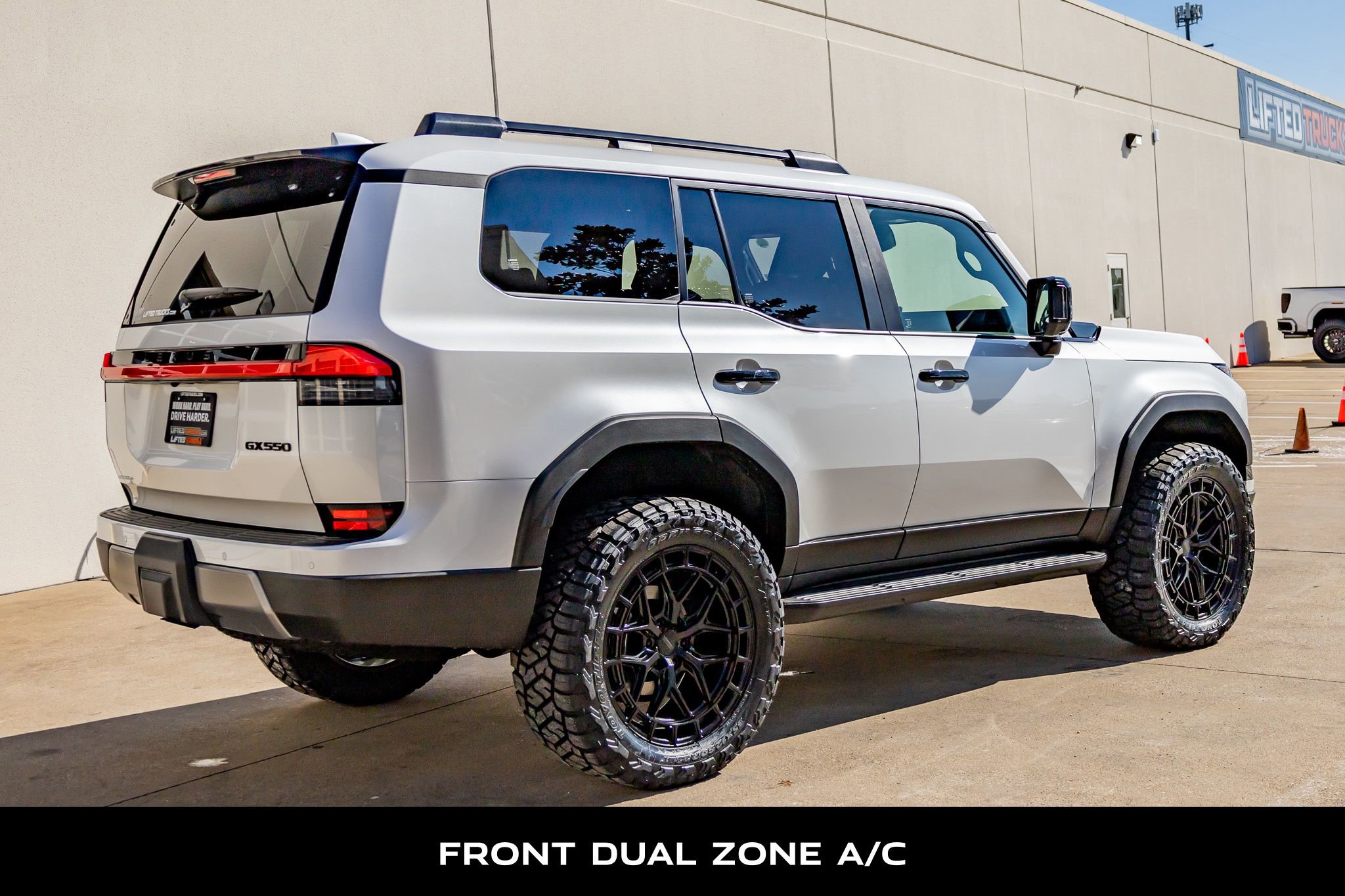 Used 2025 Lexus GX 550 550 Overtrail image 10