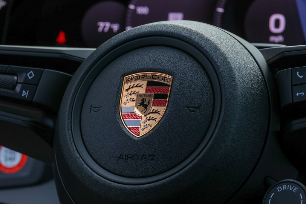 New 2026 Porsche Cayenne Electric AWD/4WD image 18