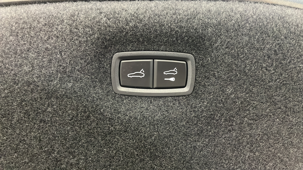 Used 2024 Audi e-tron GT Premium Plus w/ Executive Package AWD/4WD image 28