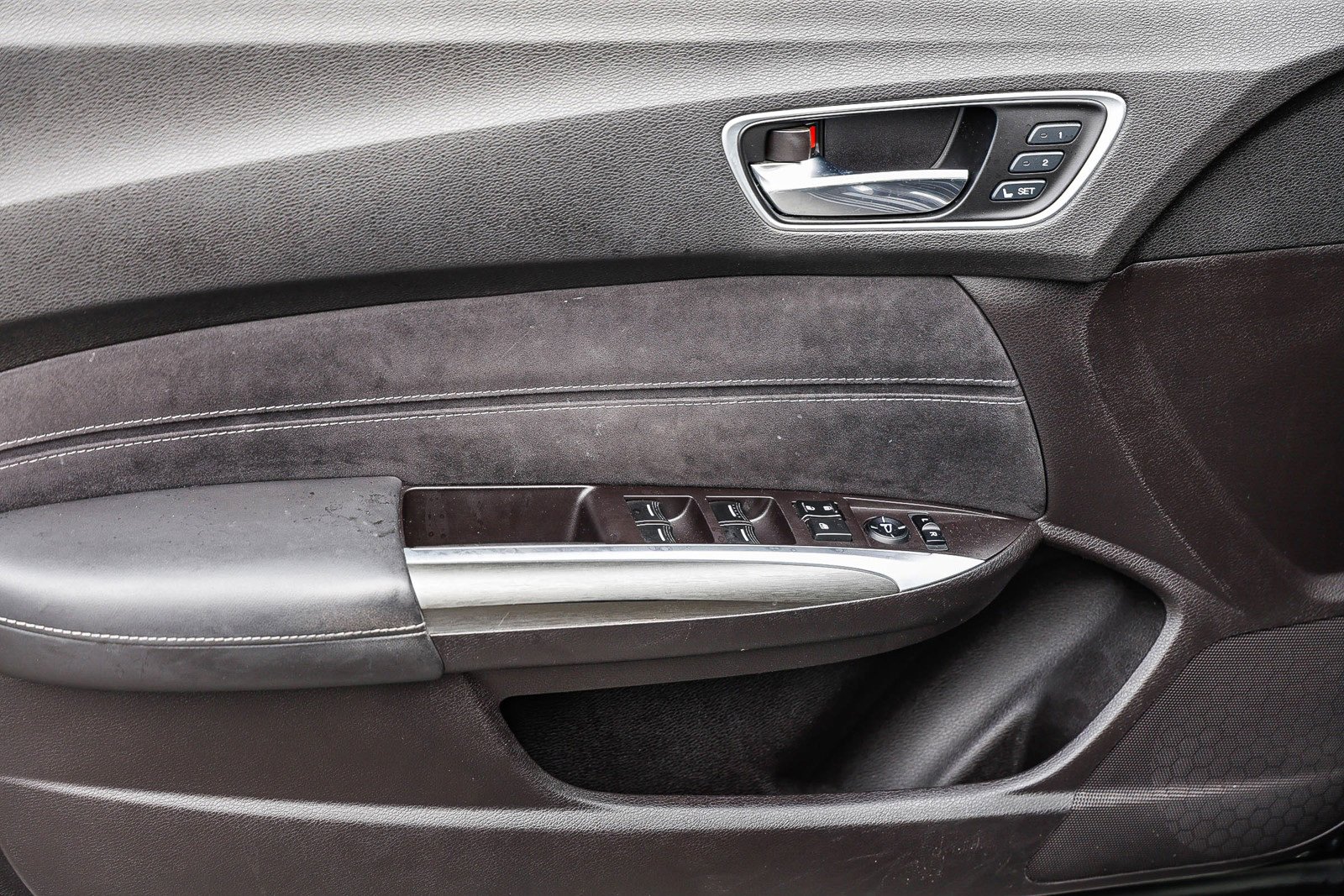 Used 2018 Acura TLX V6 w/ Technology & A-SPEC Pkg image 21