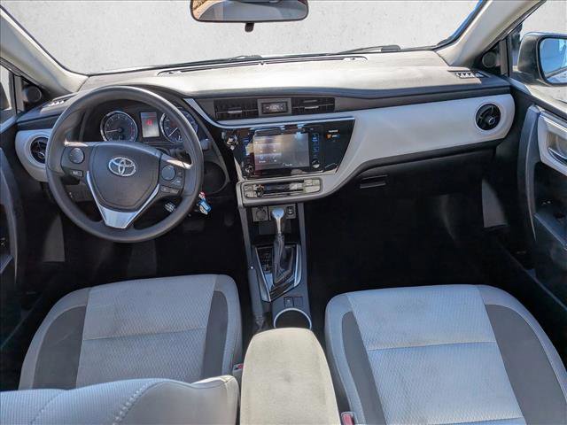 Used 2017 Toyota Corolla LE image 19
