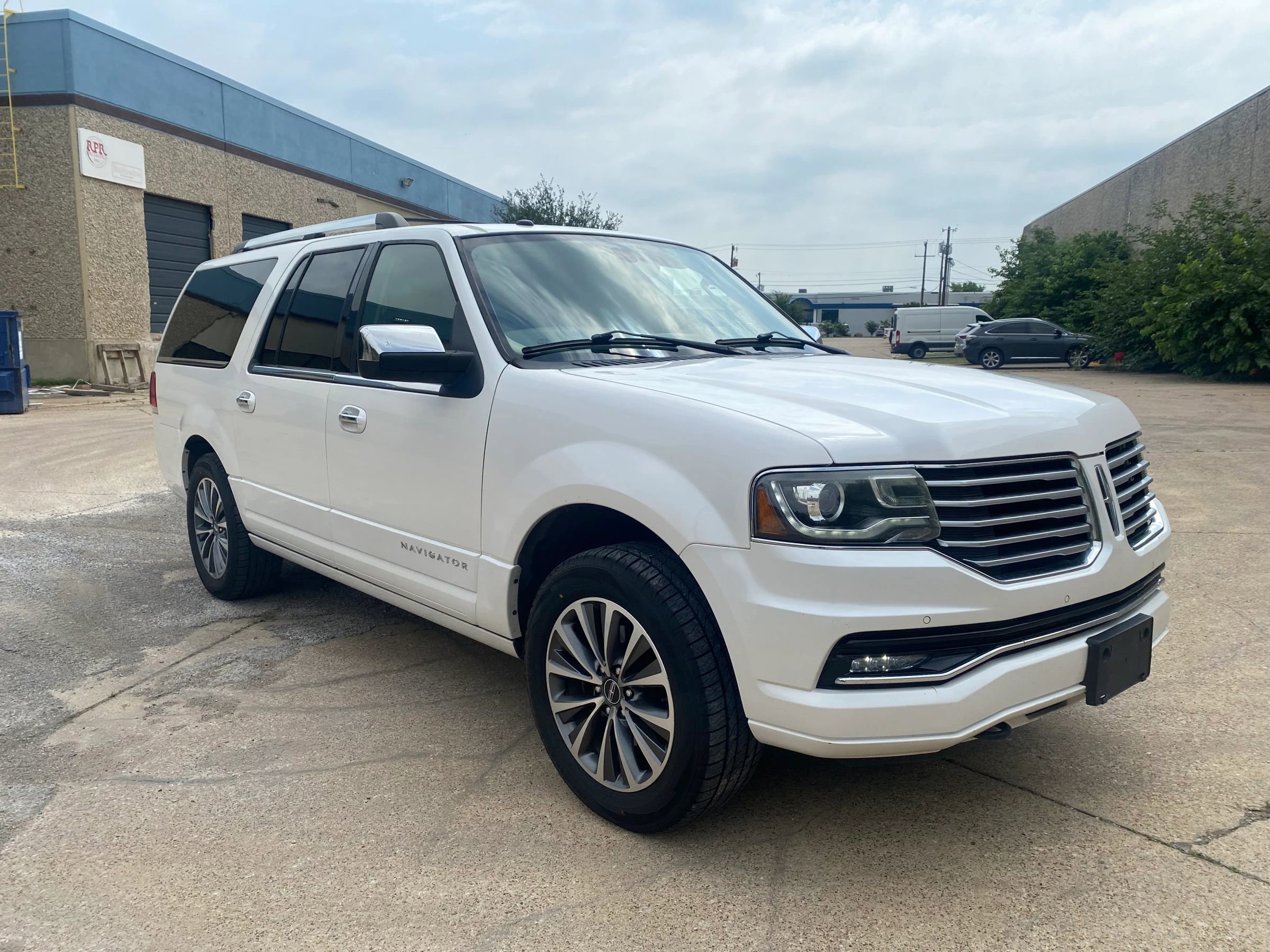 Used 2017 Lincoln Navigator L Select