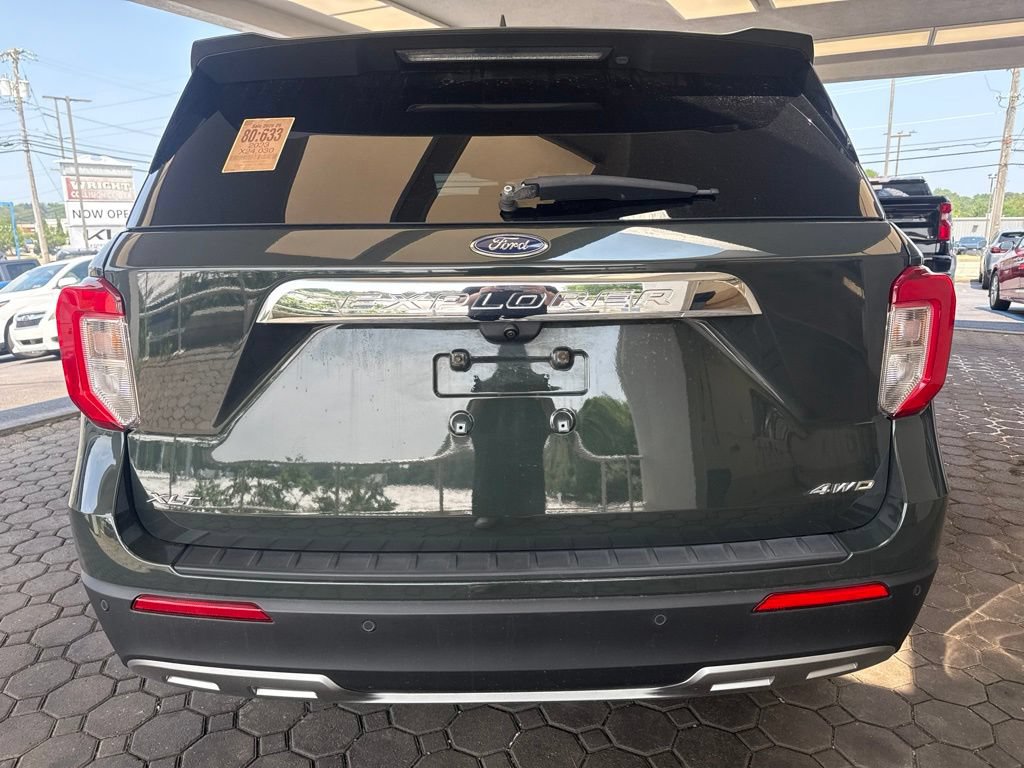 Used 2023 Ford Explorer XLT w/ Equipment Group 202A AWD/4WD image 7