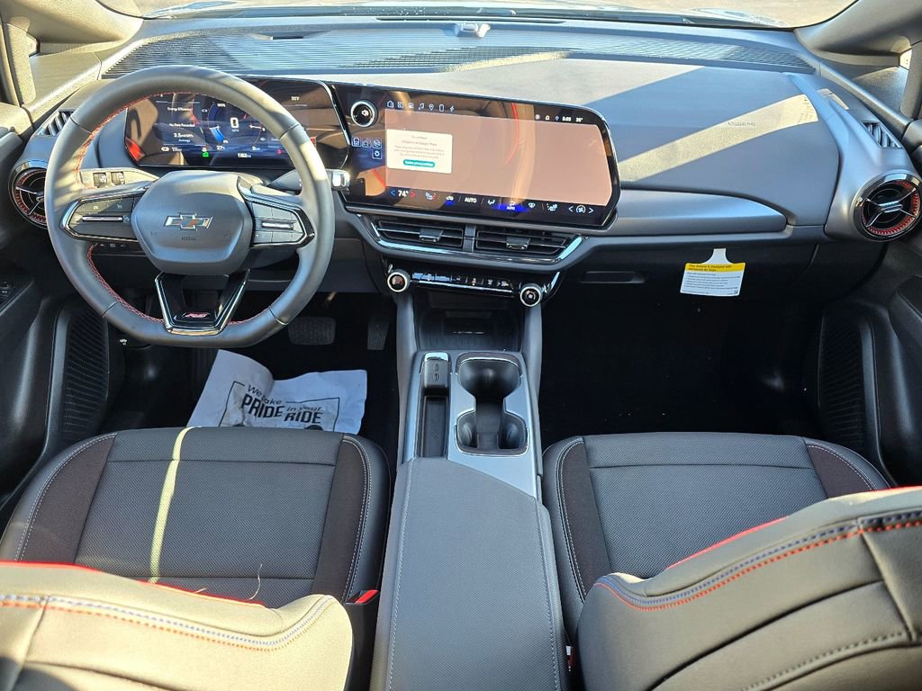 Certified 2025 Chevrolet Equinox EV RS image 28