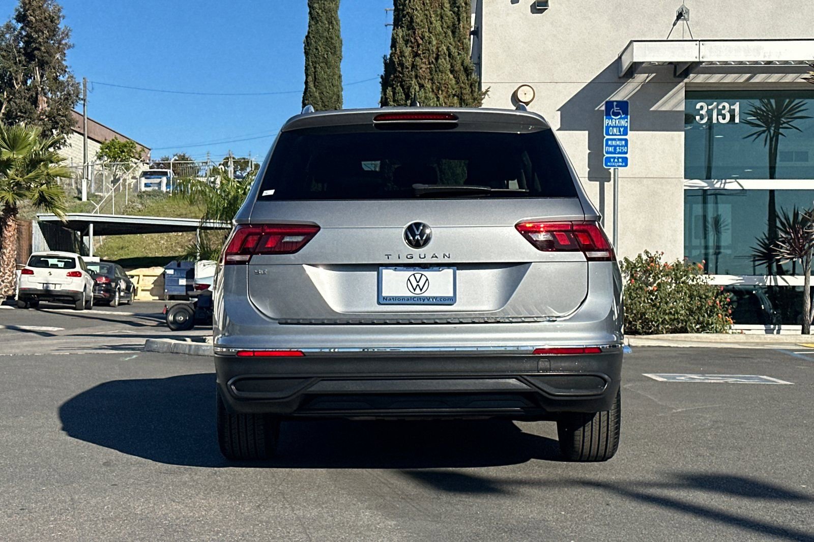 Certified 2023 Volkswagen Tiguan SE image 5