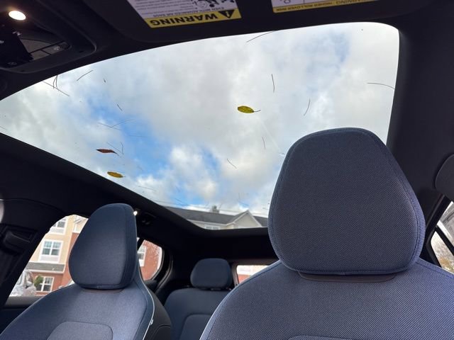 New 2025 Volvo EX30 Ultra w/ Protection Package Premier image 13