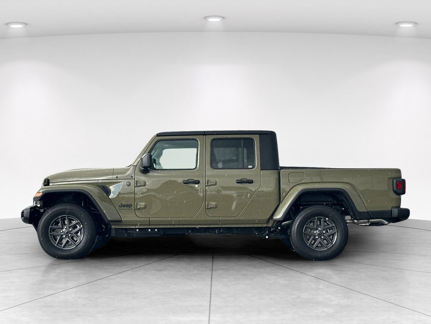 New 2026 Jeep Gladiator Sport AWD/4WD image 4