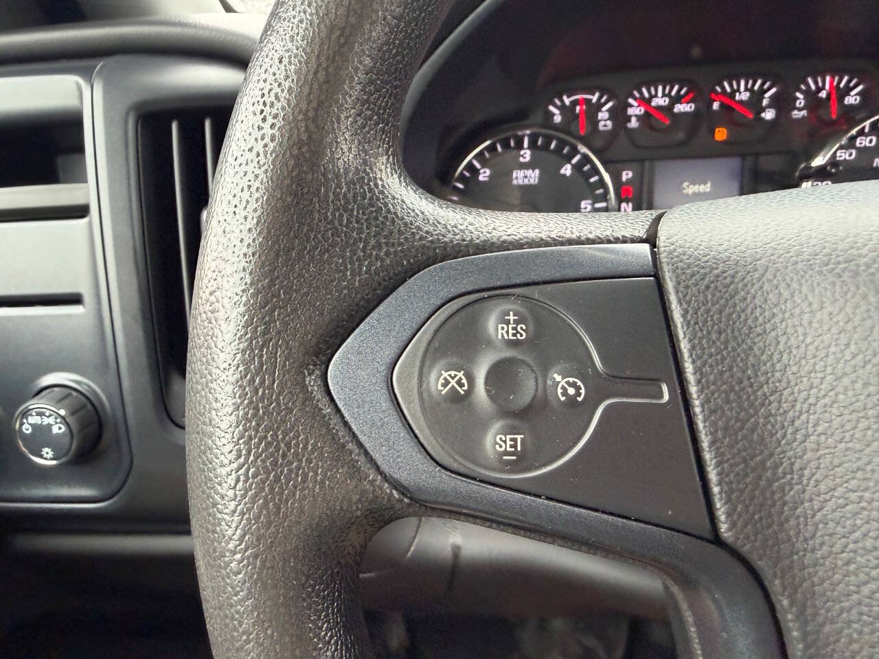 Used 2018 Chevrolet Silverado 2500 W/T w/ Snow Plow Prep Package AWD/4WD image 11