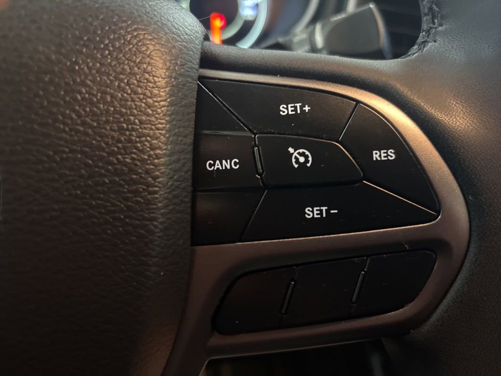 Used 2022 Jeep Cherokee Latitude Lux AWD/4WD image 15