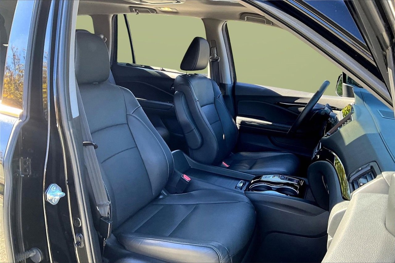 Used 2022 Honda Pilot Elite image 23