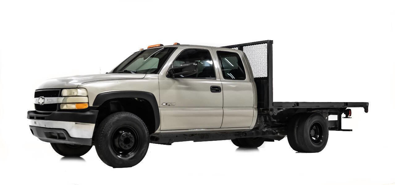 Used 2002 Chevrolet Silverado 3500 2WD Extended Cab image 2