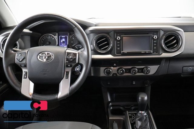 Certified 2019 Toyota Tacoma SR5 AWD/4WD image 14