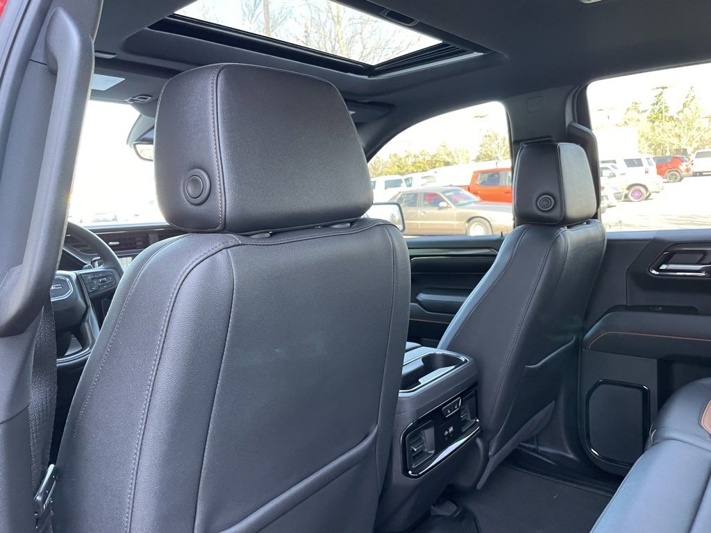 Used 2024 GMC Sierra 1500 AT4 w/ Technology Package image 28