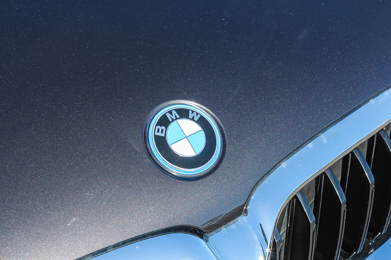 Certified 2023 BMW 530e w/ Convenience Package image 11