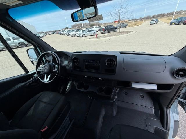 Used 2021 Mercedes-Benz Sprinter 1500 image 20