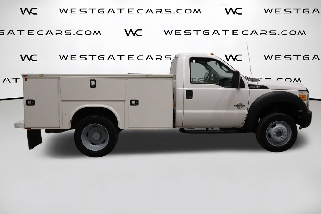 Used 2016 Ford F550 2WD Regular Cab Super Duty image 30