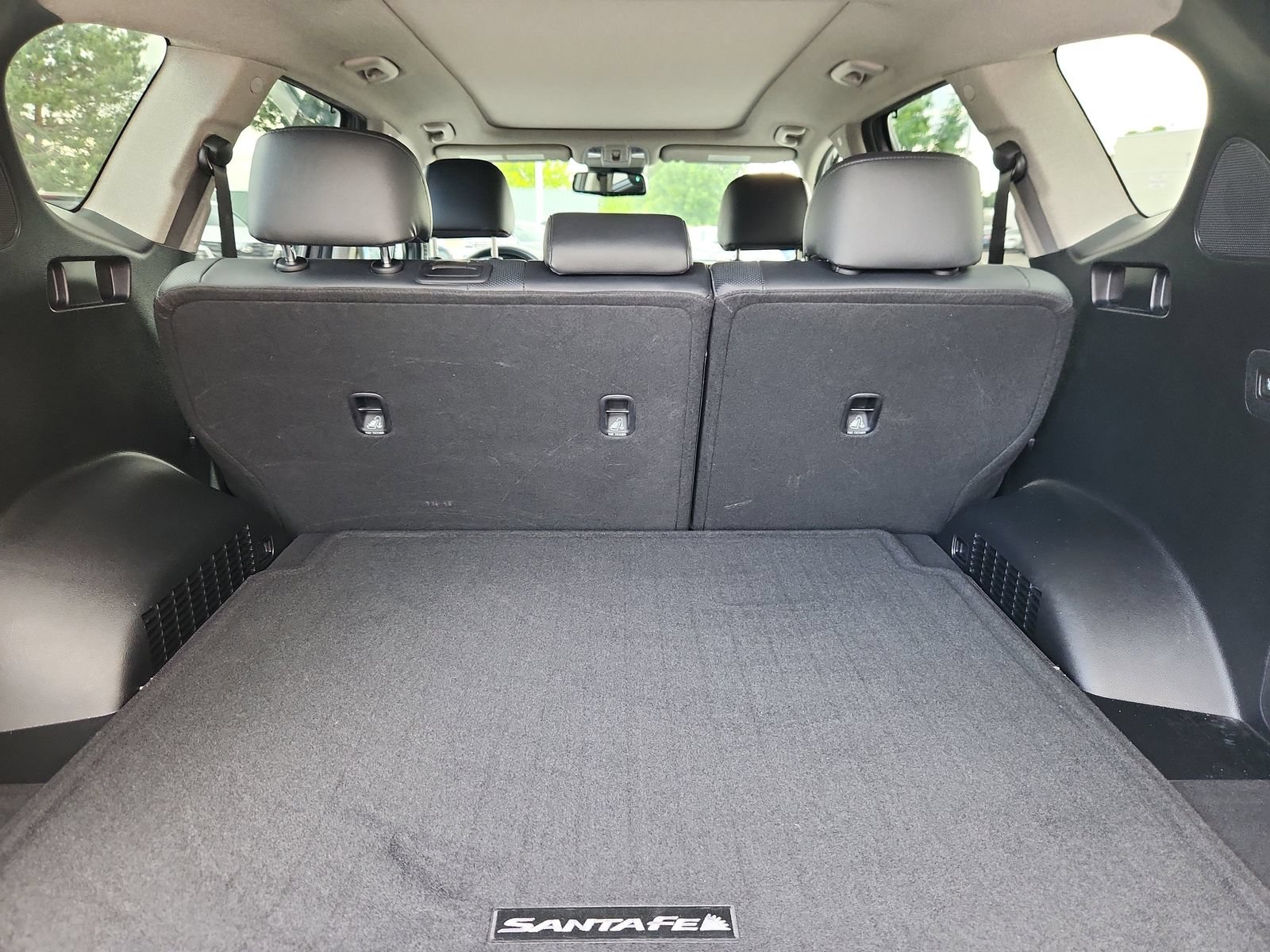 Used 2019 Hyundai Santa Fe Limited AWD/4WD image 13