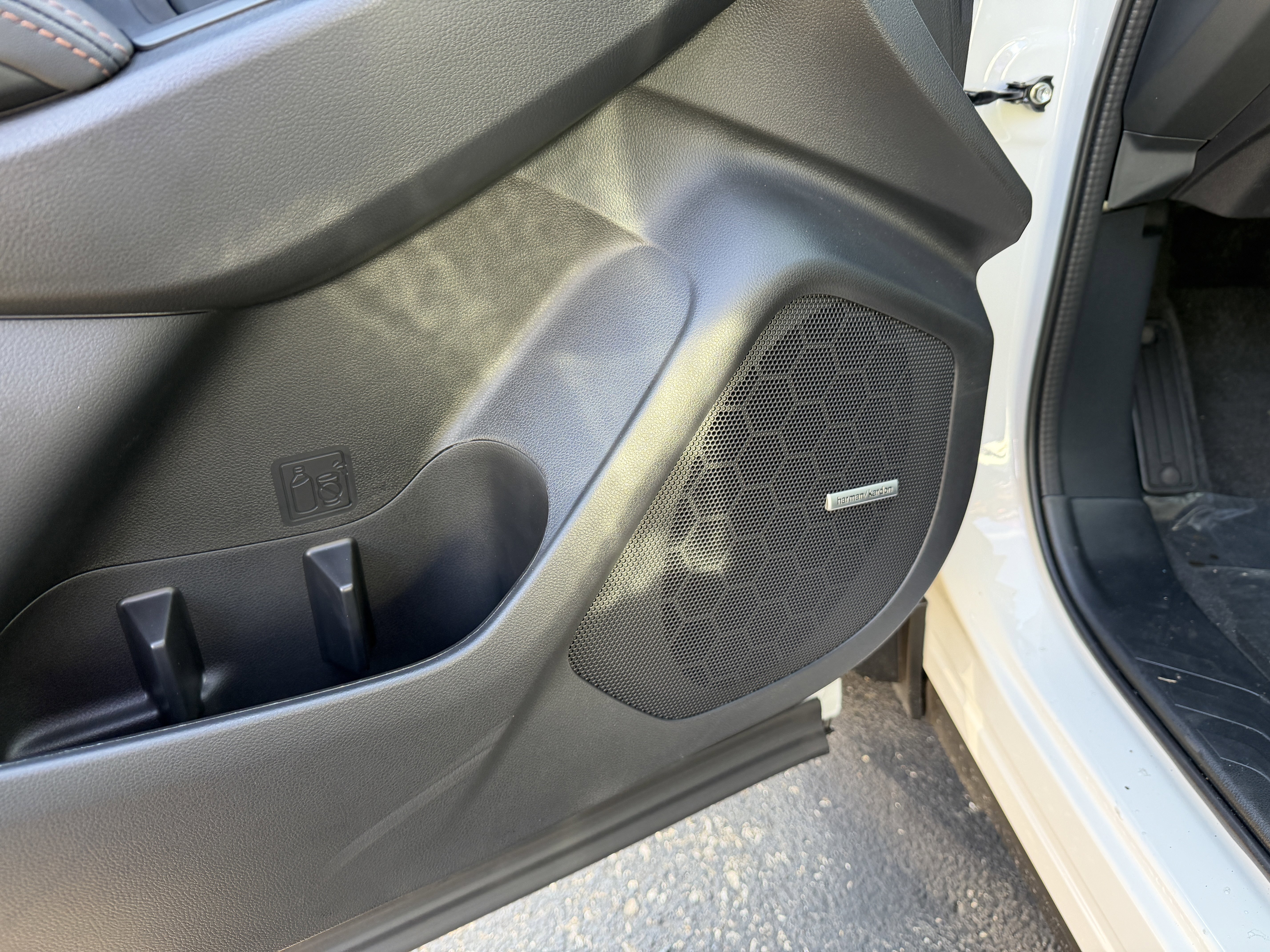 New 2026 Subaru Ascent Limited Bronze image 11