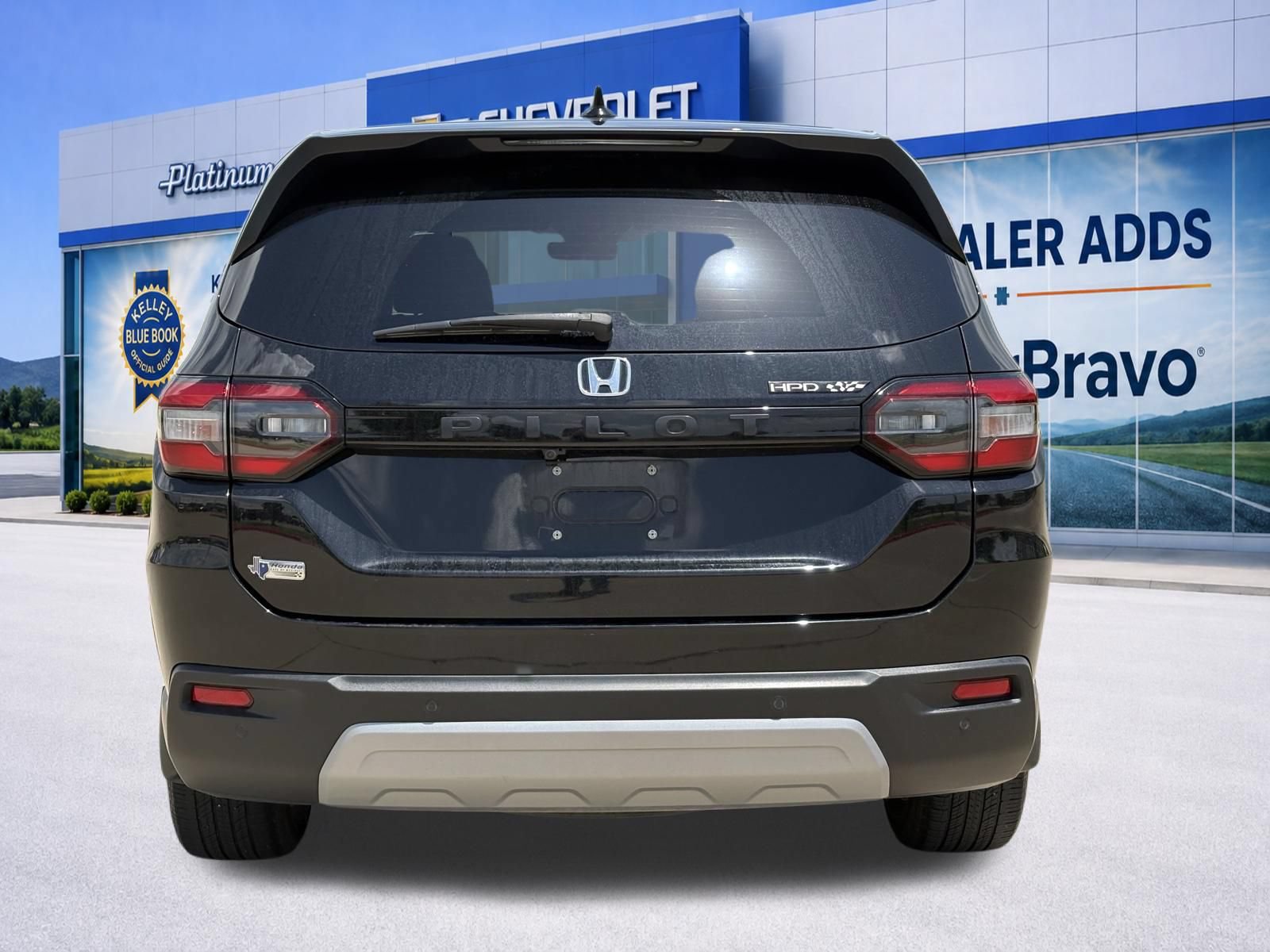 Used 2023 Honda Pilot EX-L image 6