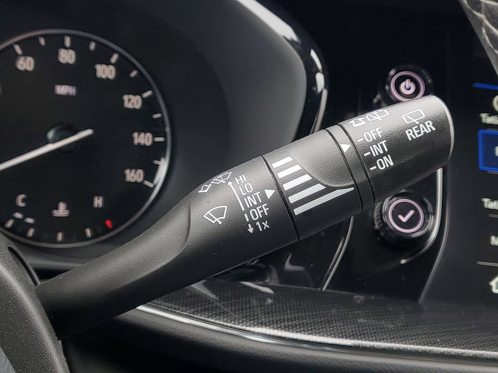 Used 2022 Buick Envision Preferred FWD image 23