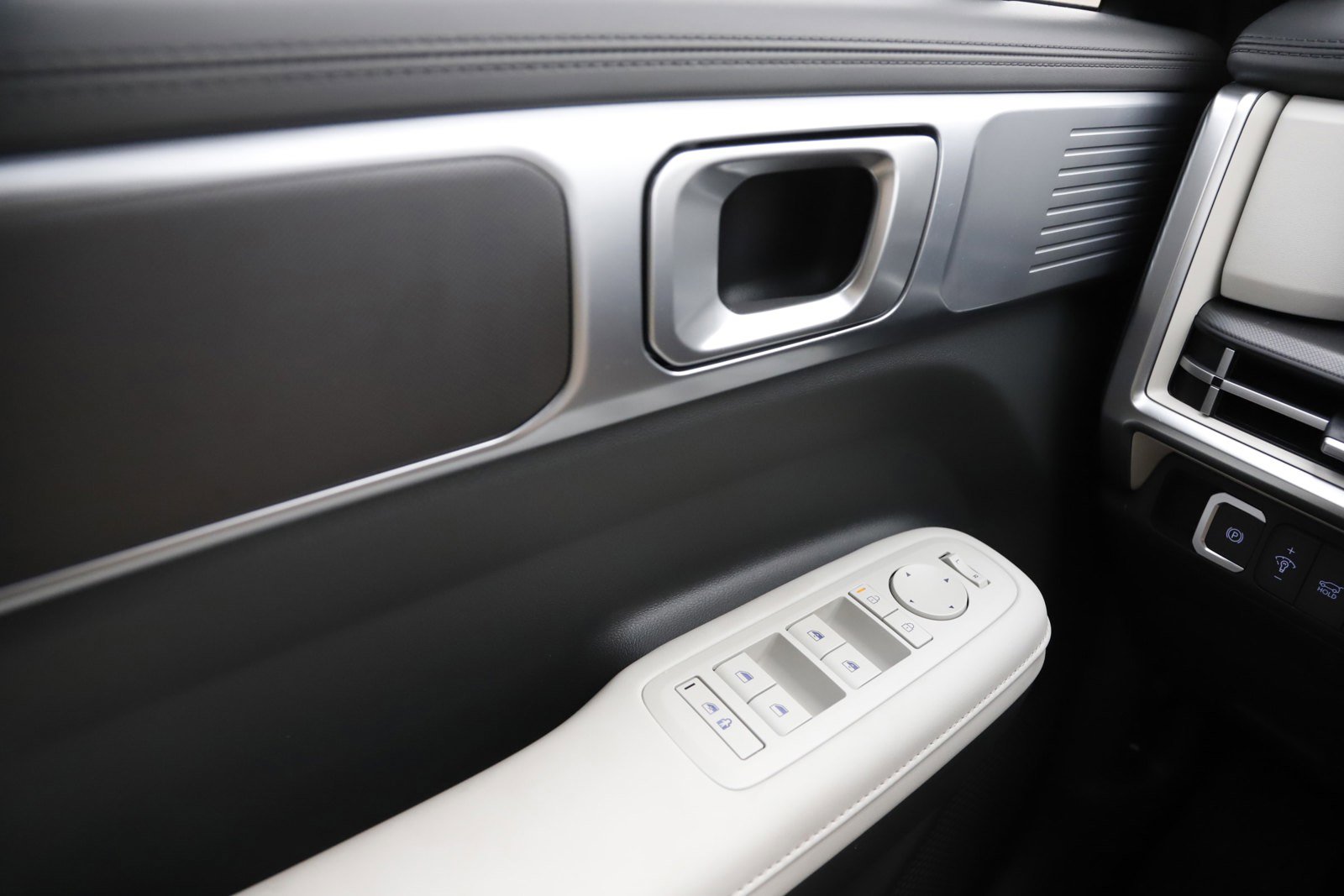 New 2026 Hyundai Santa Fe SEL image 22