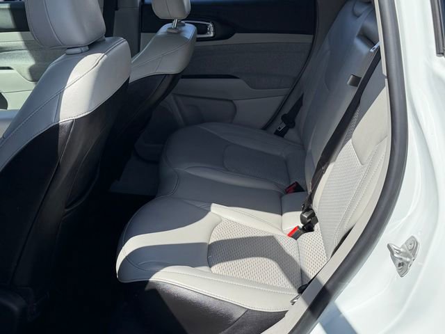 Used 2022 Jeep Compass Latitude w/ Convenience Group AWD/4WD image 22