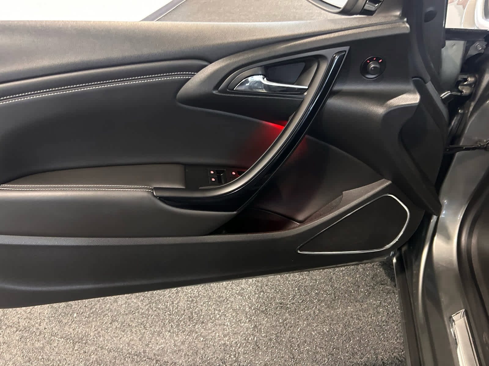 Used 2017 Buick Cascada Premium FWD image 11