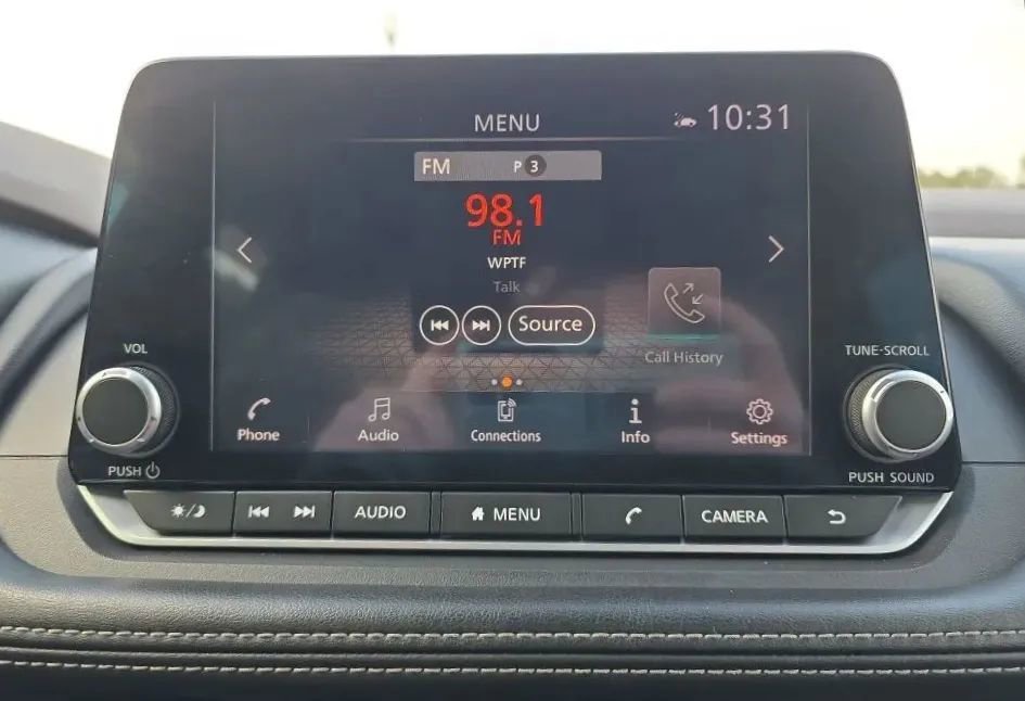 Used 2022 Nissan Rogue SV w/ SV Premium Package image 33