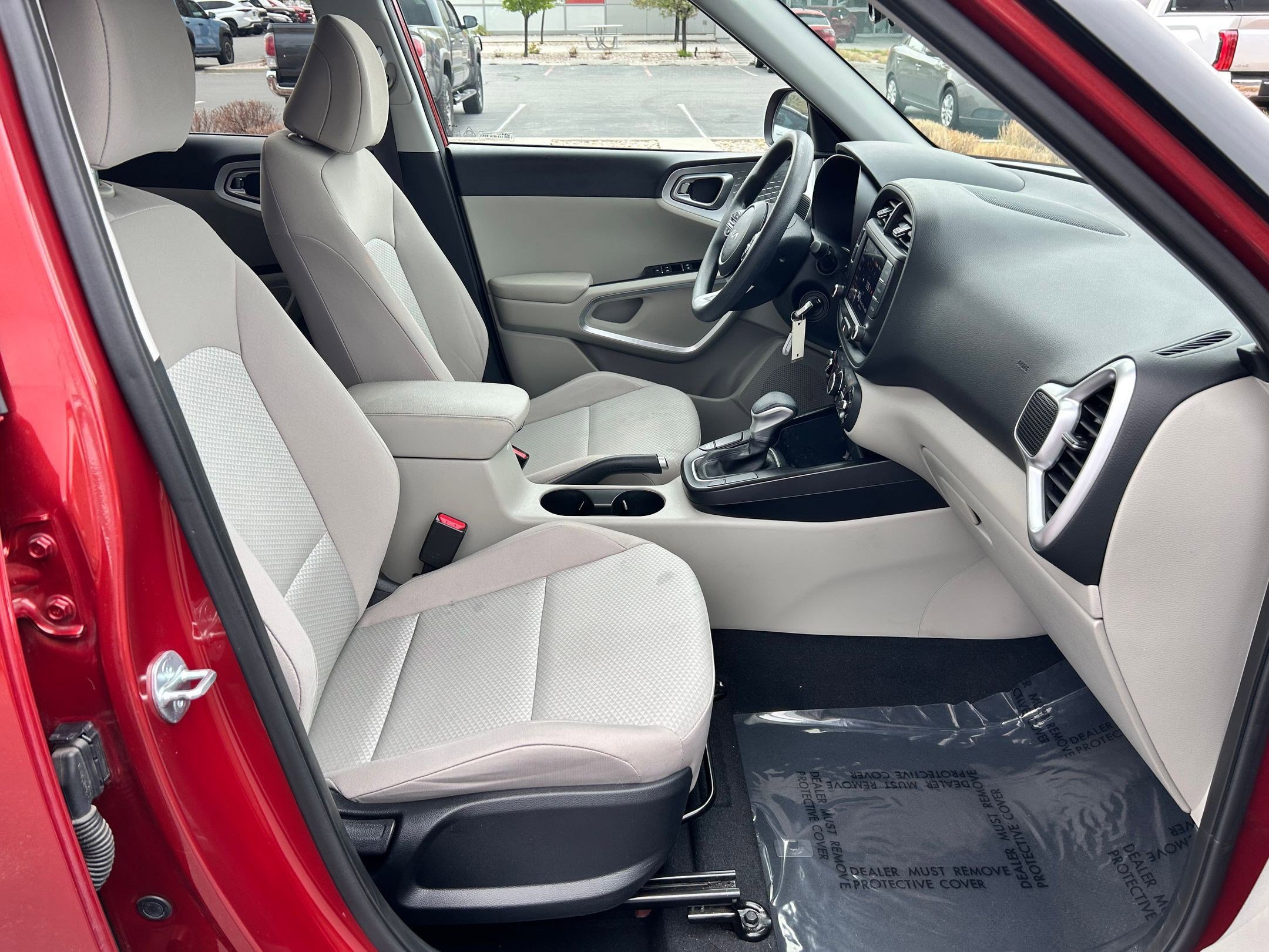 Used 2023 Kia Soul LX FWD image 29