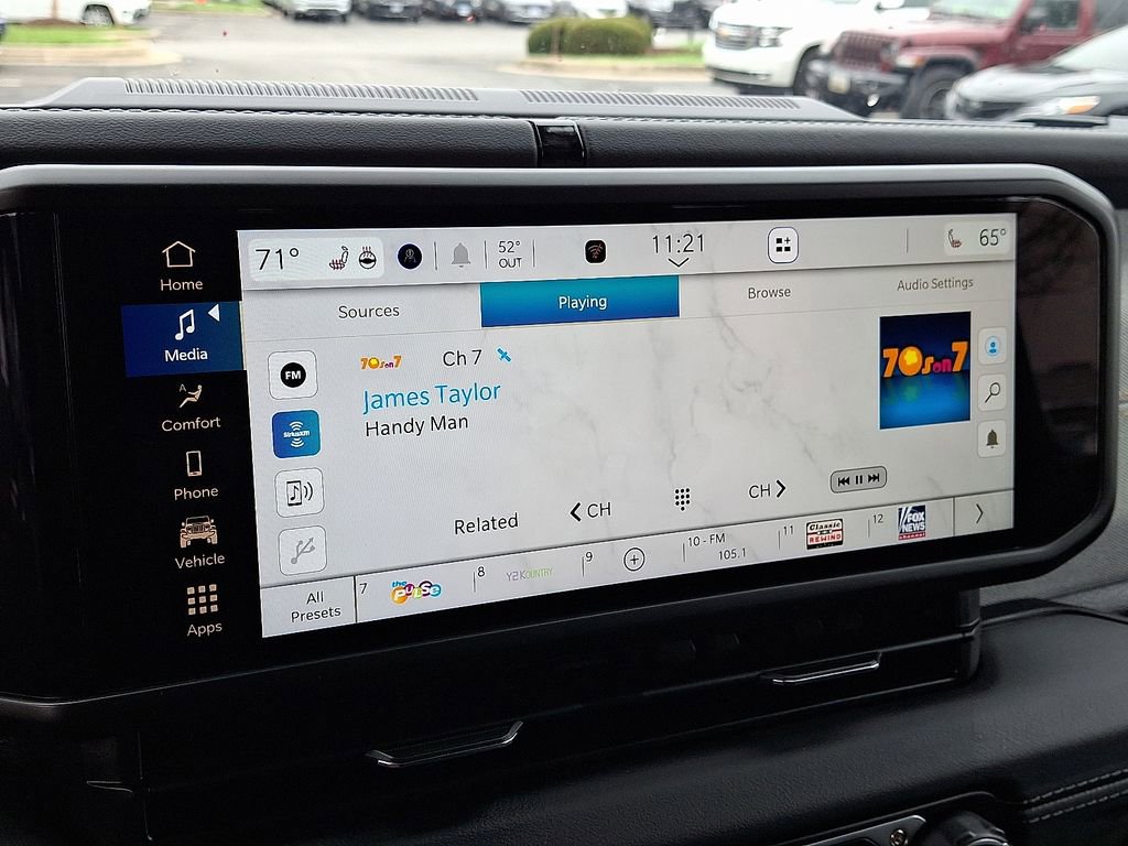 Used 2025 Jeep Wrangler Unlimited Sahara image 16