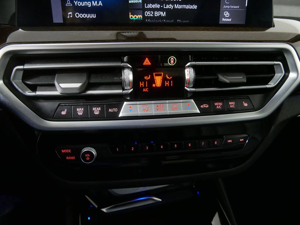 Used 2023 BMW X3 xDrive30i w/ Premium Essential Package image 26