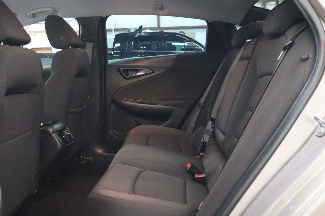 Used 2023 Chevrolet Malibu LT w/ Driver Confidence Package FWD image 9