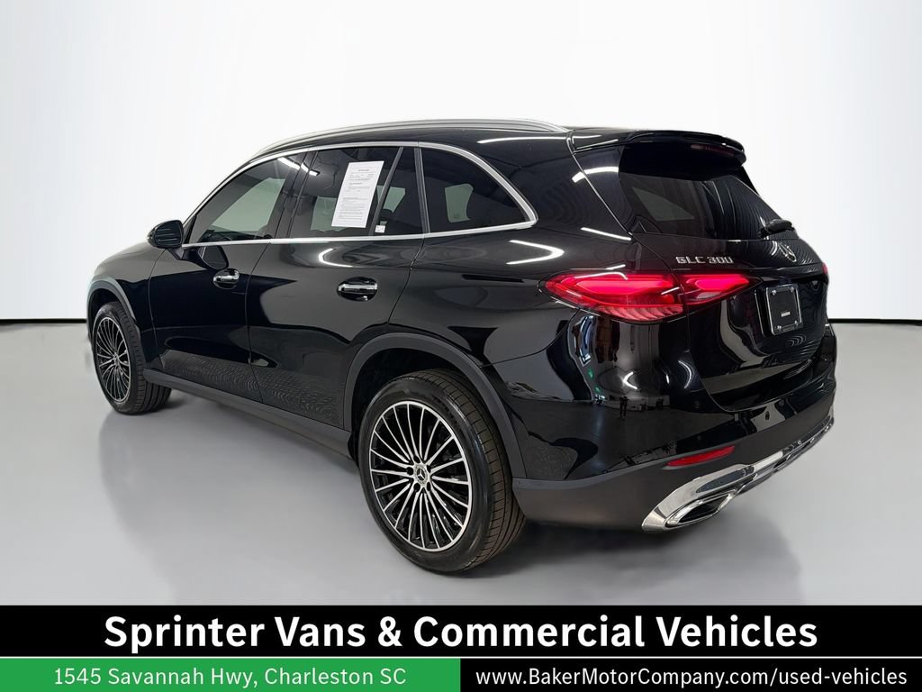 Certified 2025 Mercedes-Benz GLC 300 image 3