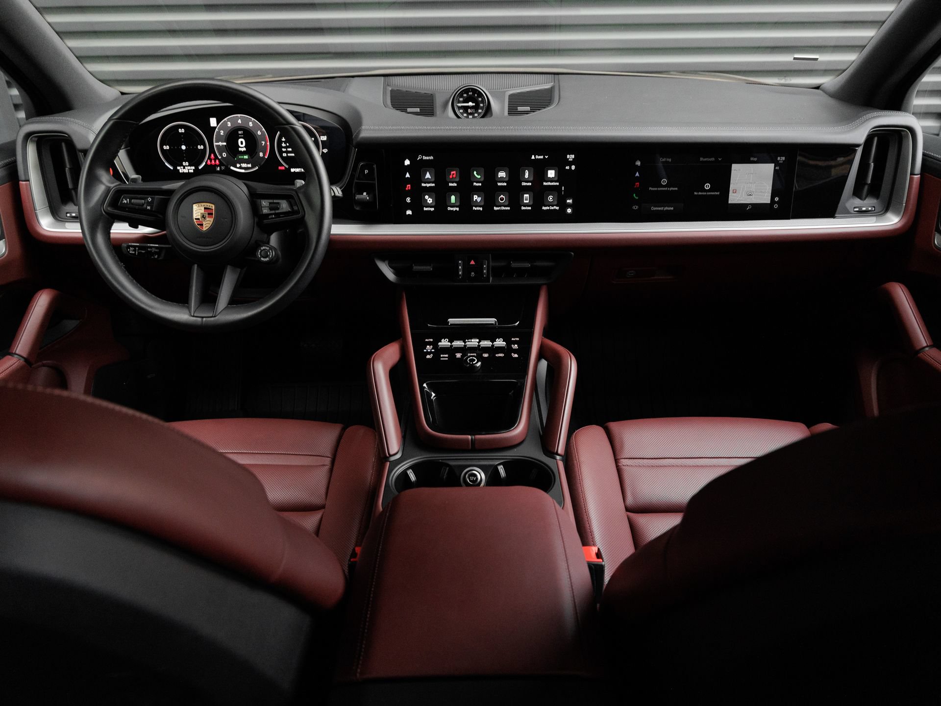 Certified 2025 Porsche Cayenne E-Hybrid AWD/4WD image 16