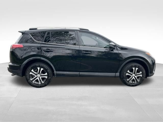 Used 2018 Toyota RAV4 LE w/ All Weather Liner Package AWD/4WD image 5