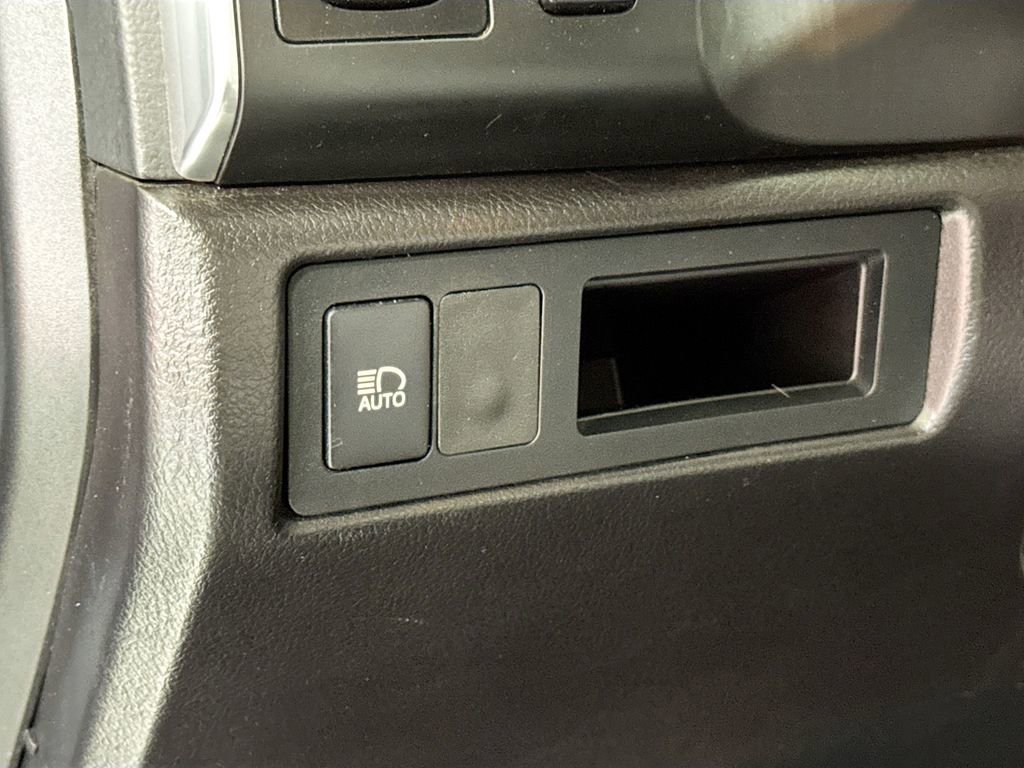 Used 2019 Toyota Sequoia TRD Sport w/ TRD Sport Premium Package image 24