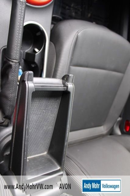 Used 2019 Volkswagen Beetle 2.0T SE image 39