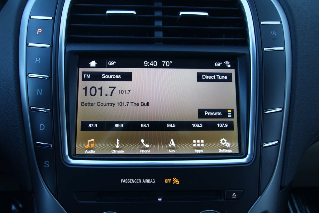 Used 2019 Lincoln Nautilus Reserve w/ Driver Assistance Package AWD/4WD image 29