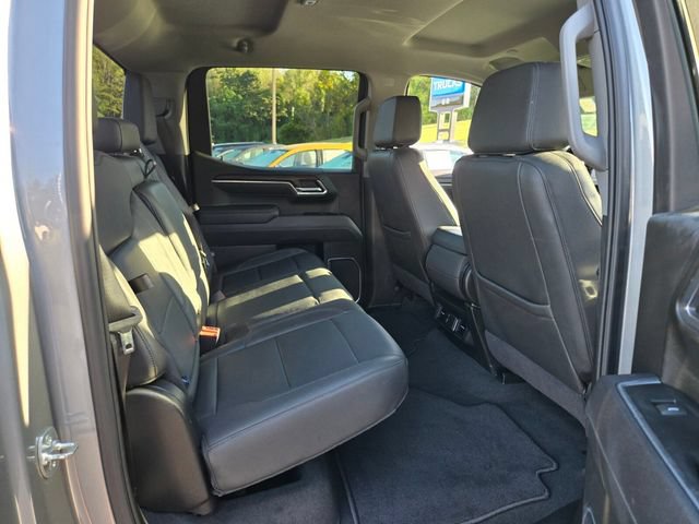 Used 2025 GMC Sierra 1500 SLT AWD/4WD image 19
