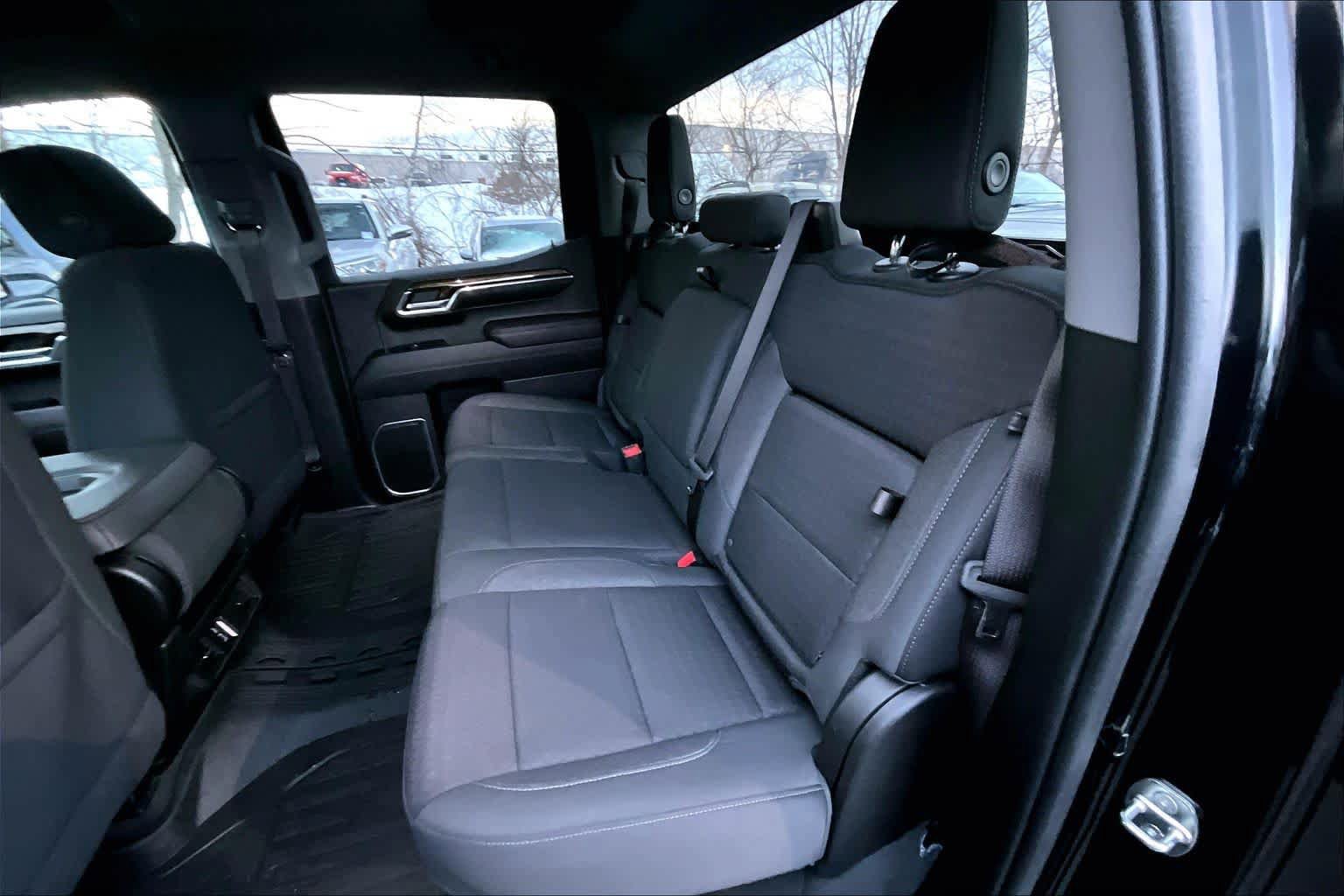 Used 2023 GMC Sierra 1500 Elevation image 19