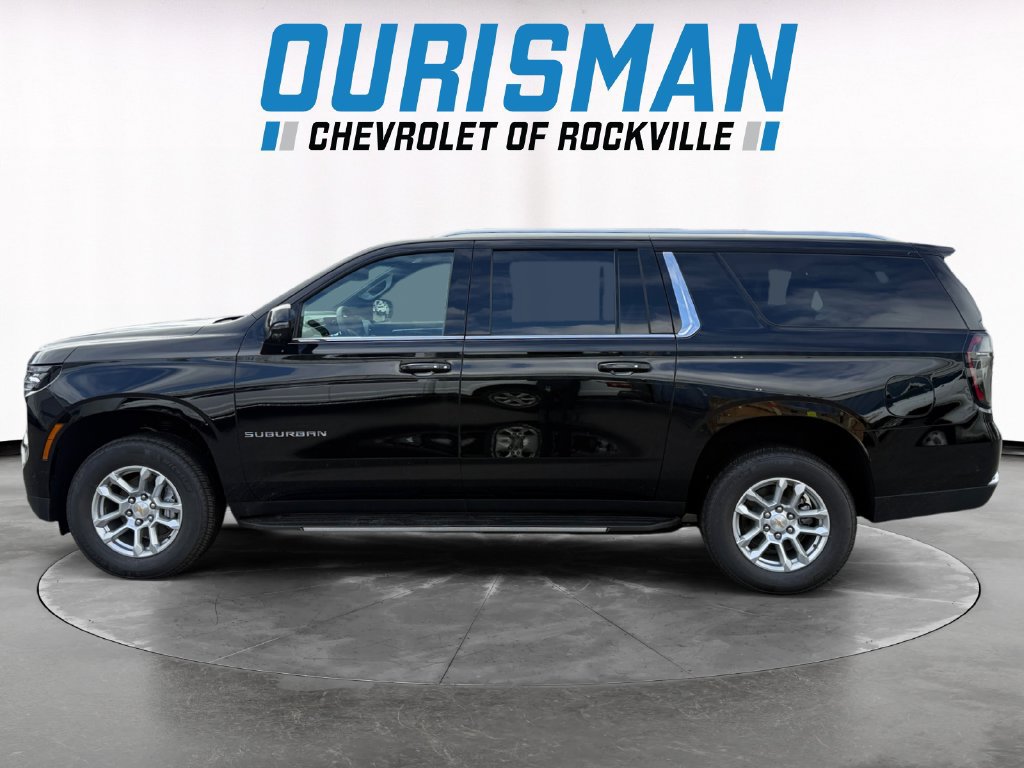 New 2026 Chevrolet Suburban LT w/ Comfort Package AWD/4WD image 3