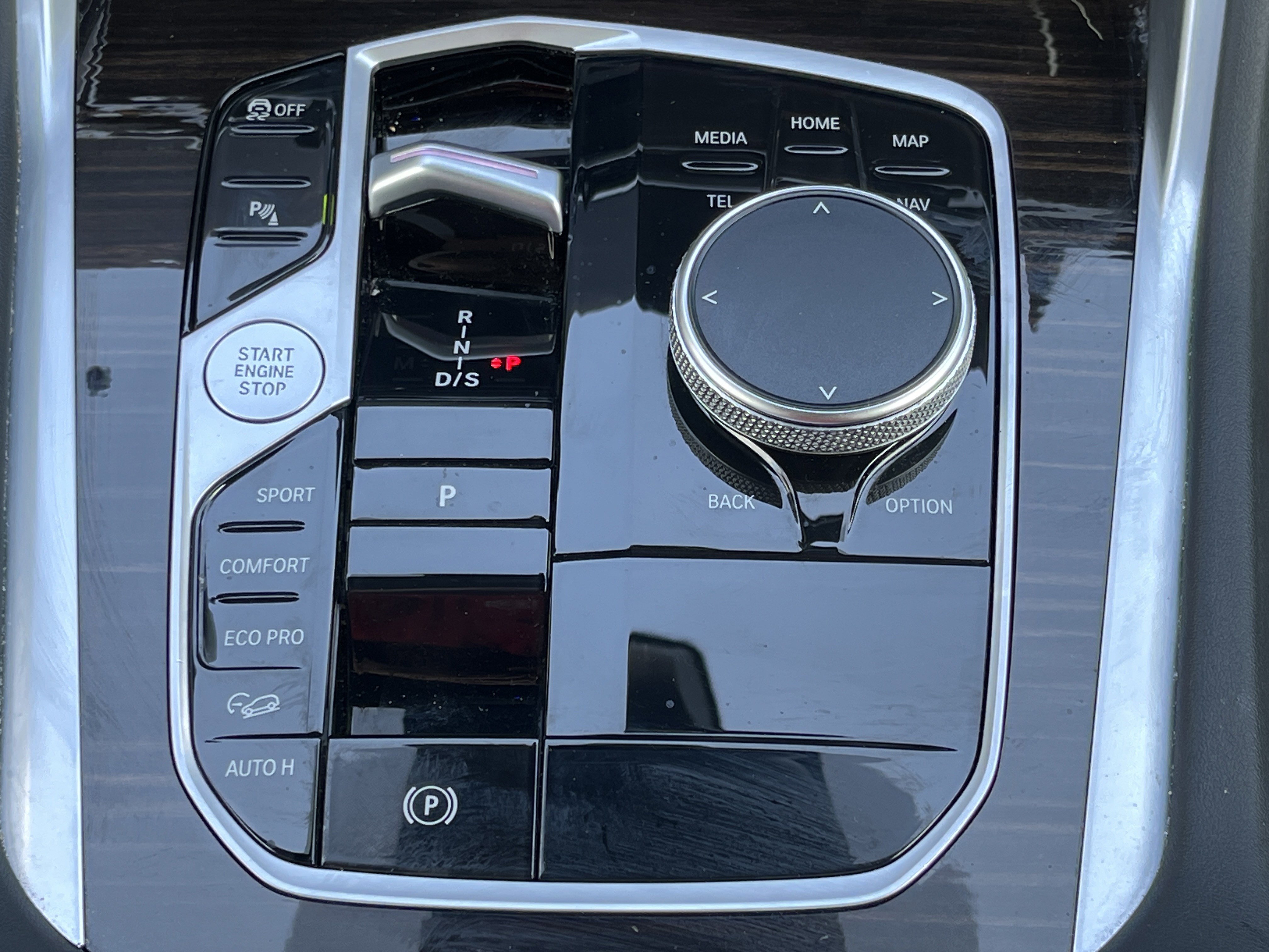 Used 2025 BMW X6 xDrive40i image 7