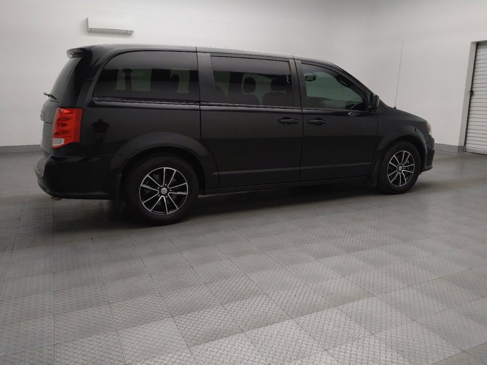 Used 2018 Dodge Grand Caravan SE image 10