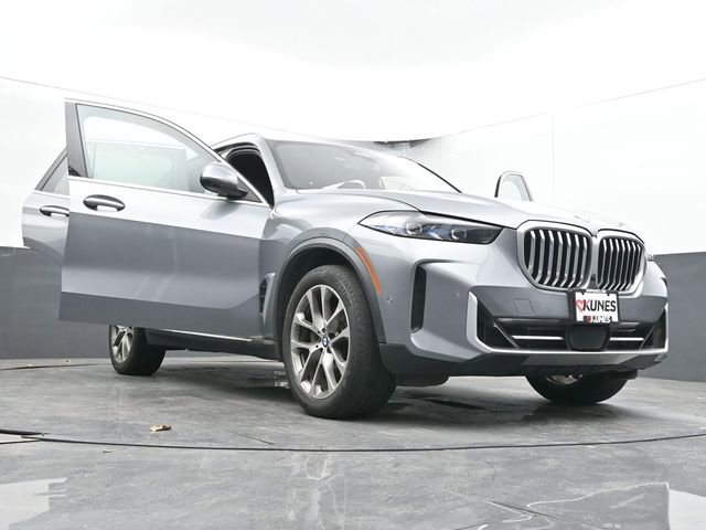 Used 2024 BMW X5 xDrive40i AWD/4WD image 67