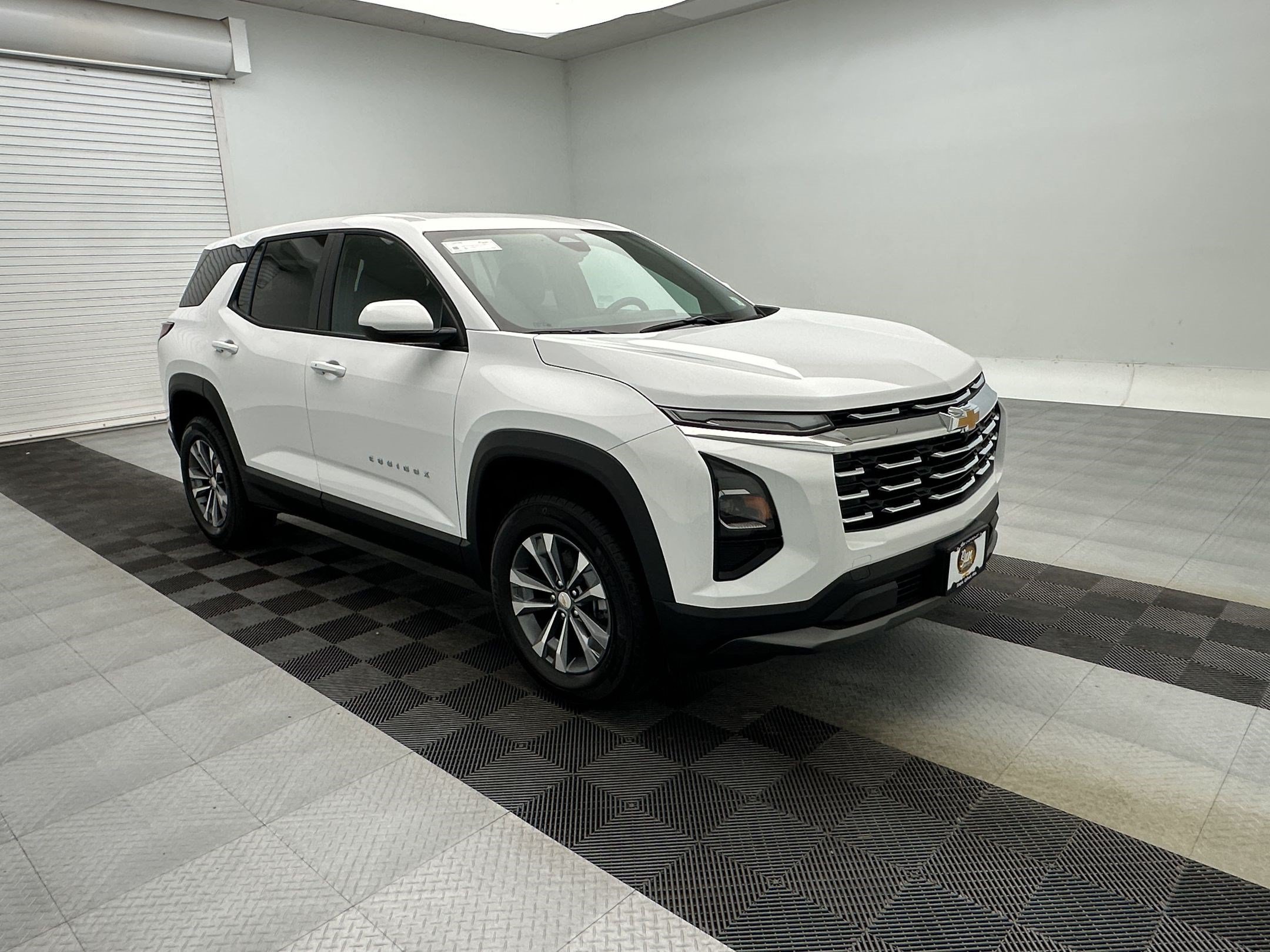 New 2027 Chevrolet Equinox LT AWD/4WD image 7