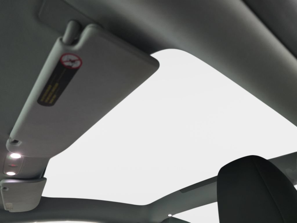 Used 2024 Tesla Model 3 Standard Range RWD image 32