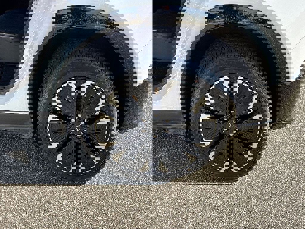 Certified 2024 Chevrolet Blazer EV RS image 8